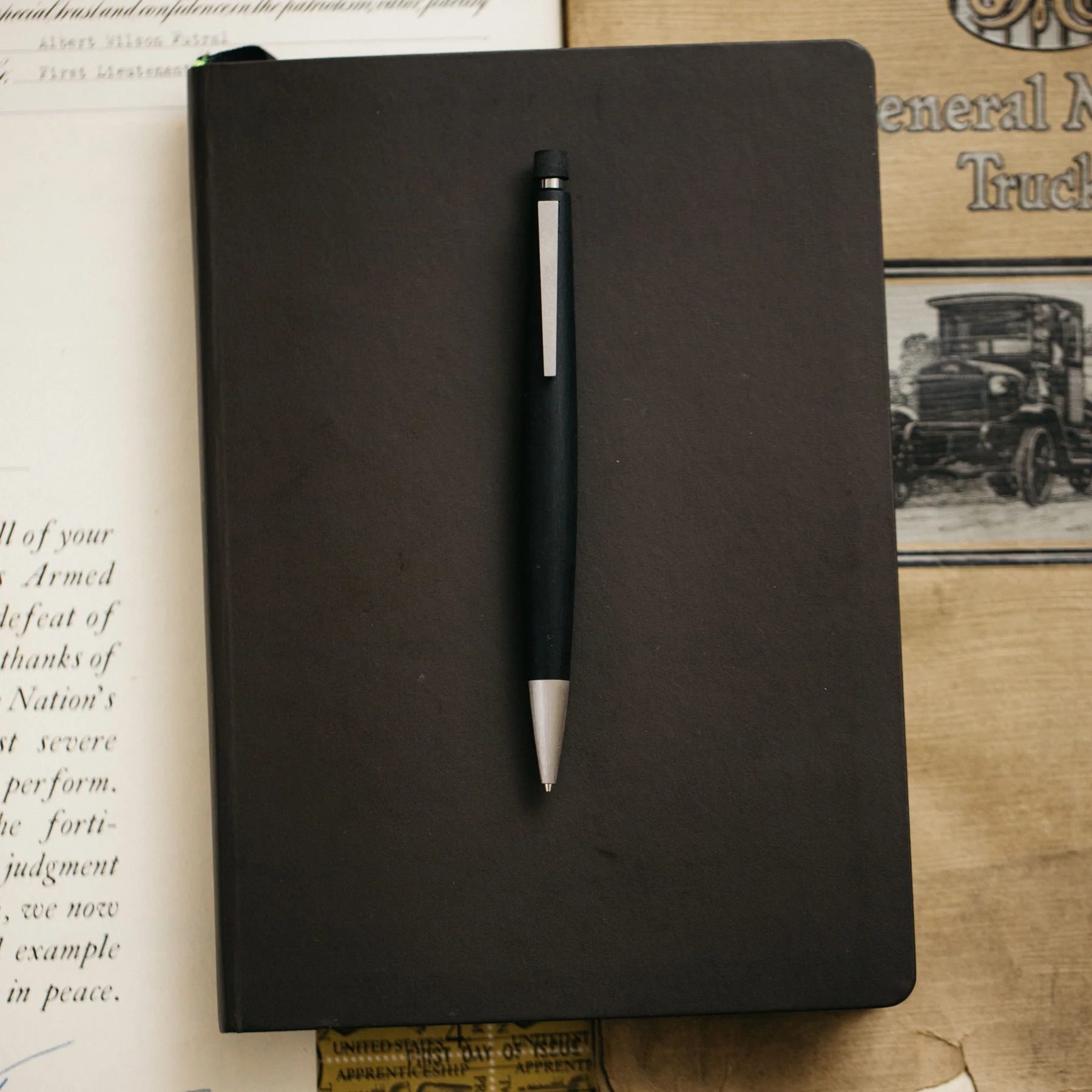 Lamy 2000 Black – Mechanical Pencil - Image 4