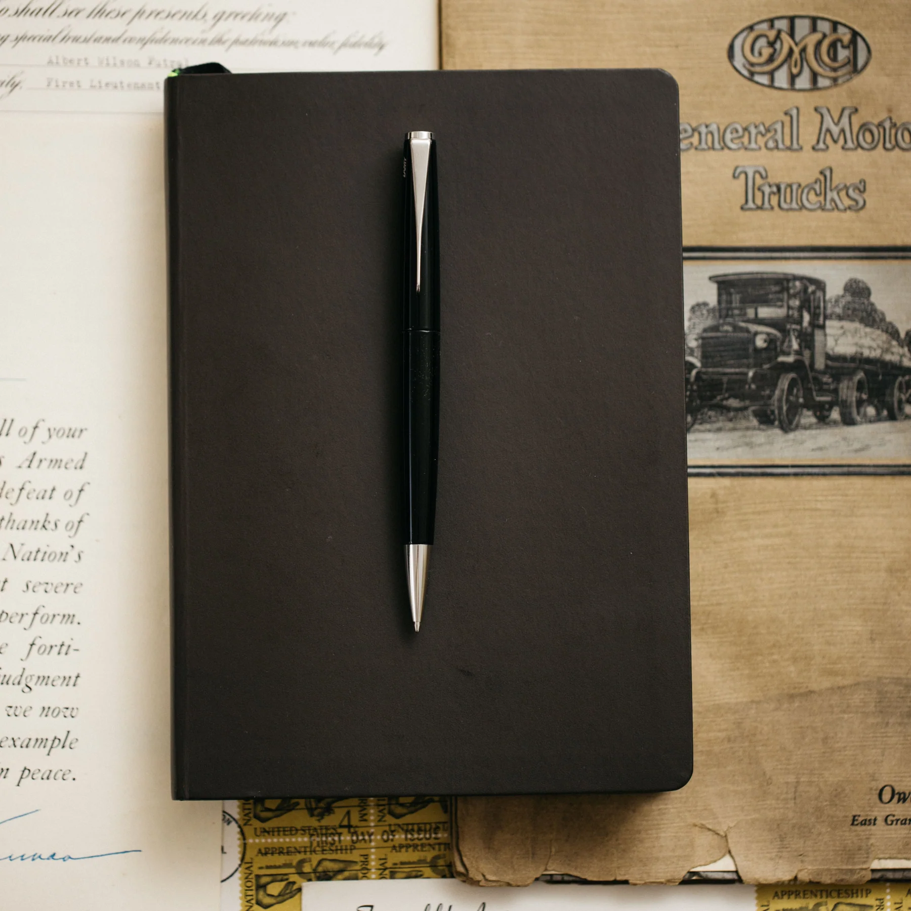 Lamy Studio Piano Black – Ballpoint Pen - Image 3