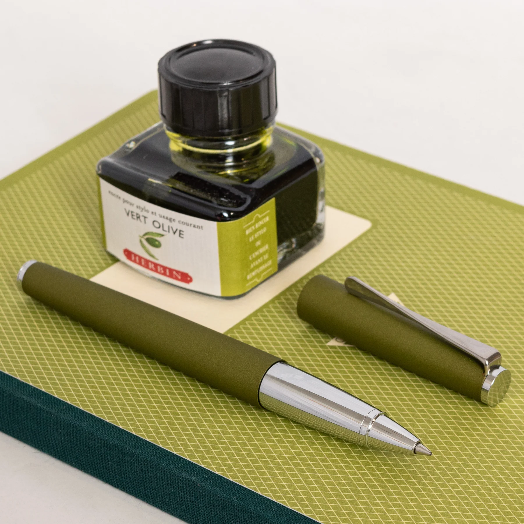 Lamy Studio Olive – Roller Ball Pen - Image 2